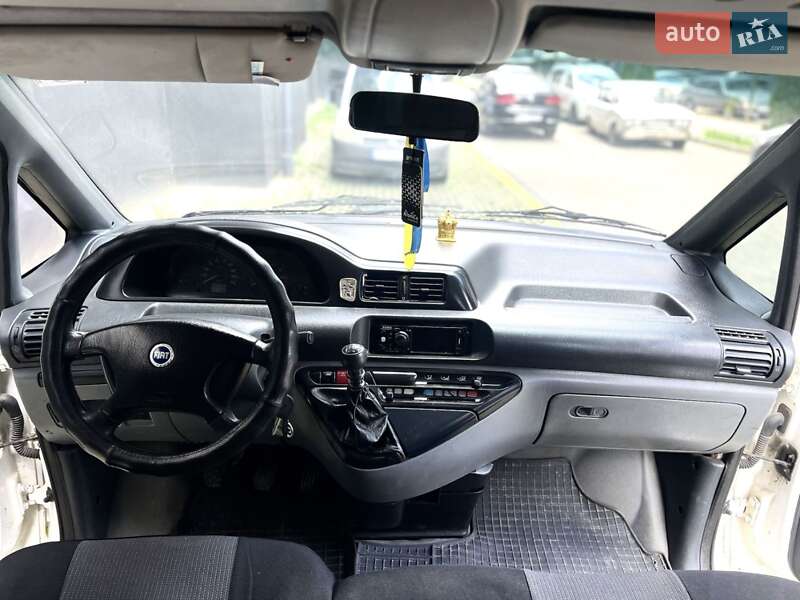 Минивэн Fiat Scudo 2006 в Луцке