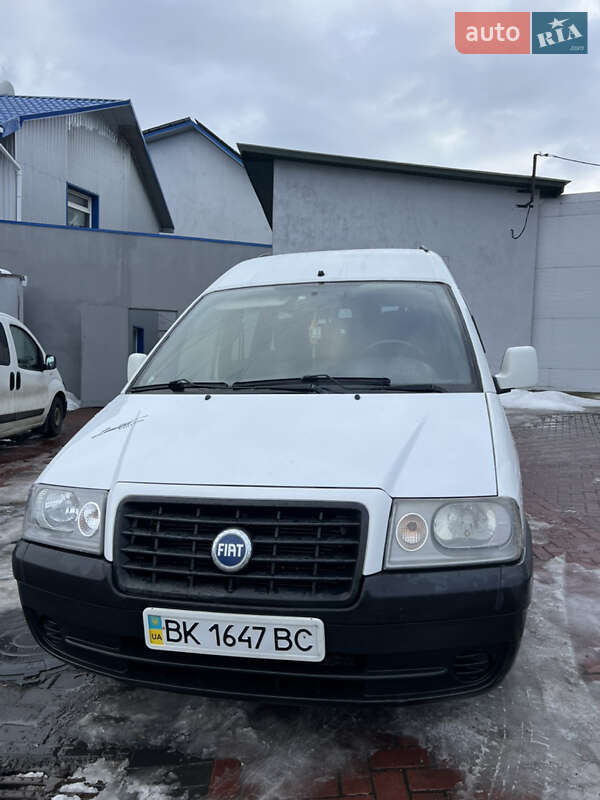 Минивэн Fiat Scudo 2005 в Ровно