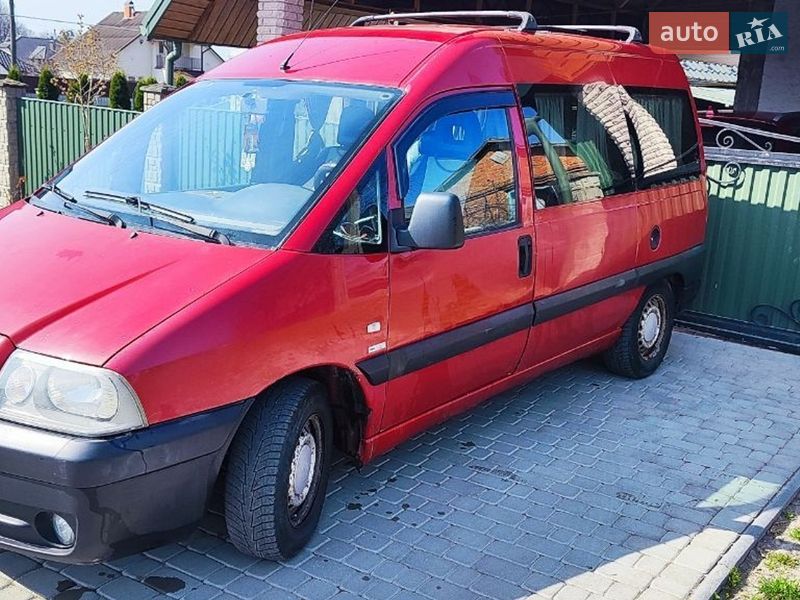 Минивэн Fiat Scudo 2004 в Владимире
