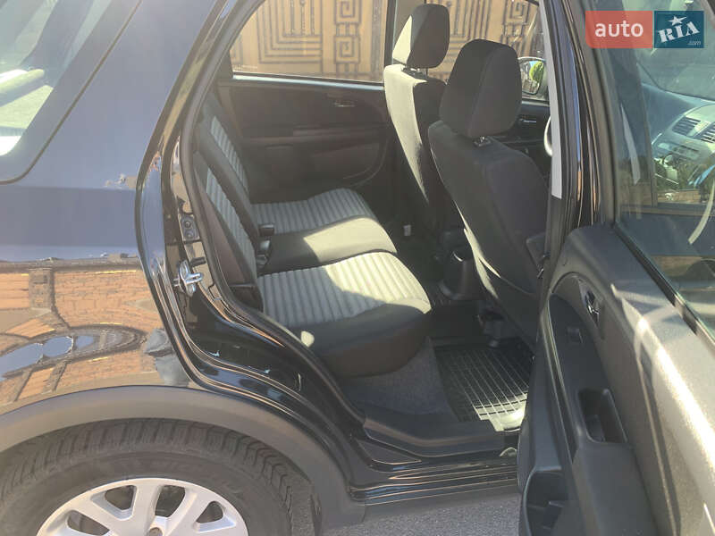Внедорожник / Кроссовер Fiat Sedici 2013 в Ровно