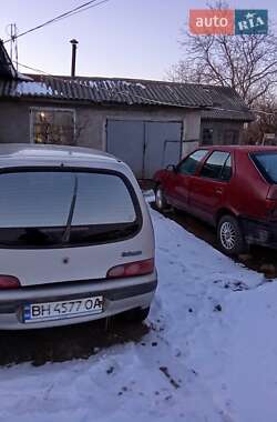 Хэтчбек Fiat Seicento 2001 в Саврани