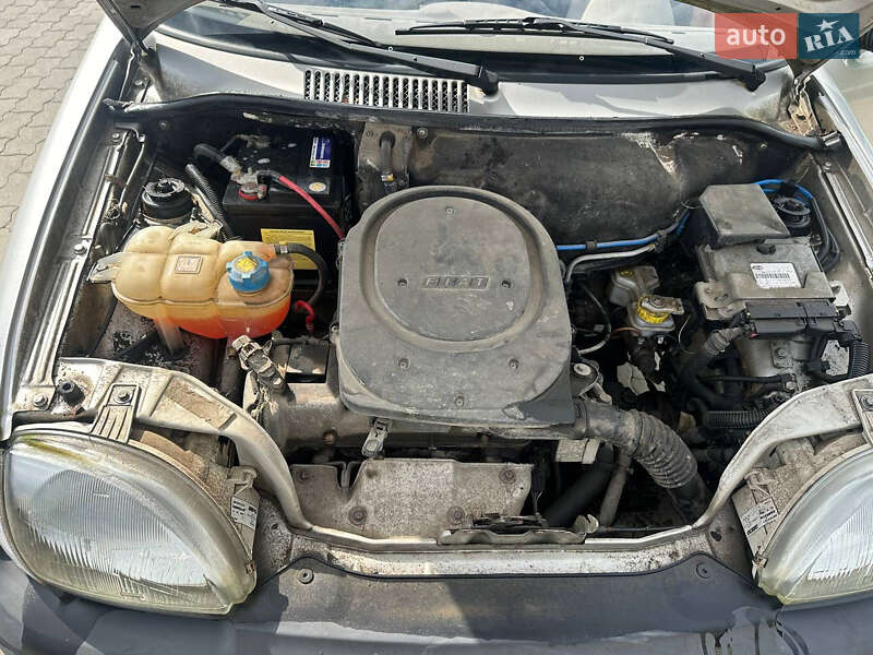 Хэтчбек Fiat Seicento 2004 в Ярмолинцах