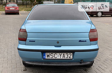 Седан Fiat Siena 1999 в Луцьку