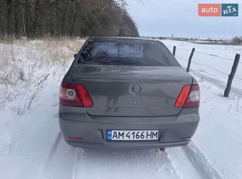 Седан Fiat Siena 2006 в Попільні