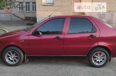 Седан Fiat Siena 2005 в Кривом Роге