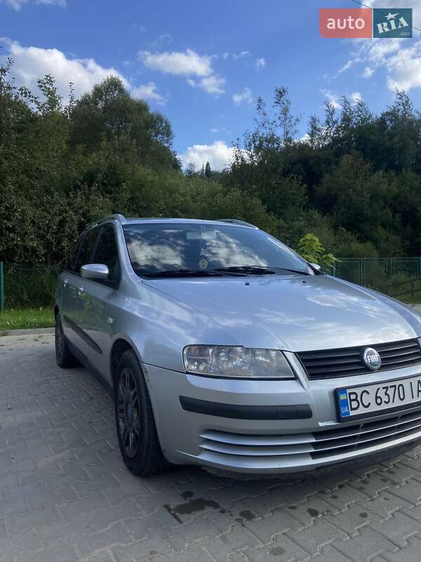 Универсал Fiat Stilo 2004 в Турке