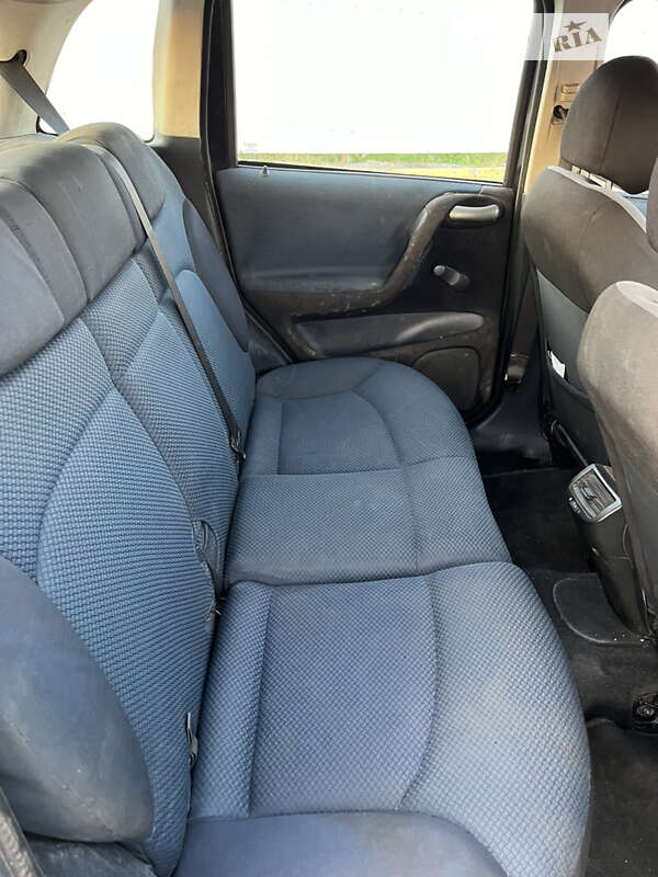 Хэтчбек Fiat Stilo 2002 в Ужгороде фото 11 Хэтчбек Fiat Stilo 2002 в Ужгороде