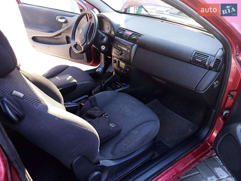 Хэтчбек Fiat Stilo 2004 в Новомосковске фото 8 Хэтчбек Fiat Stilo 2004 в Новомосковске