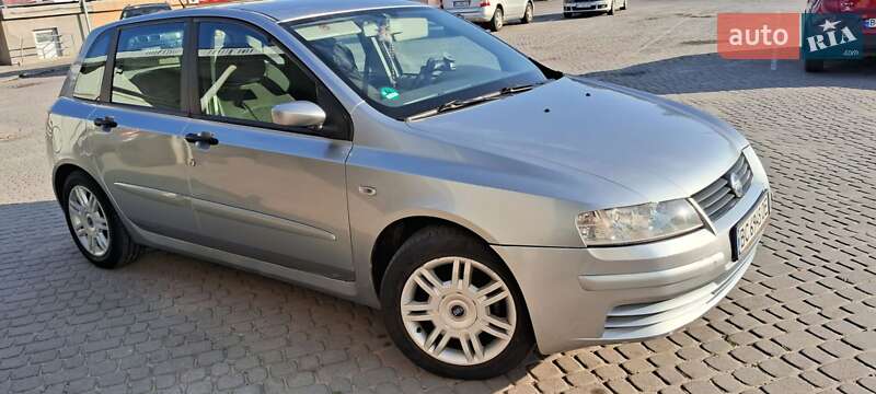 Хэтчбек Fiat Stilo 2004 в Львове