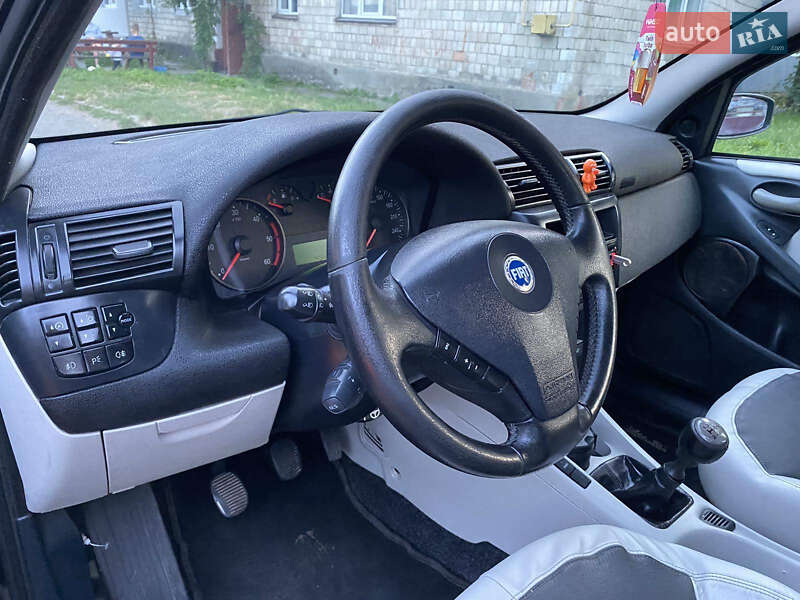 Універсал Fiat Stilo 2004 в Чернівцях