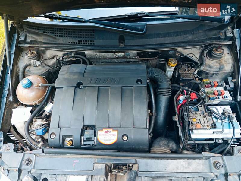 Хэтчбек Fiat Stilo 2003 в Луцке