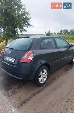 Хетчбек Fiat Stilo 2004 в Сарнах