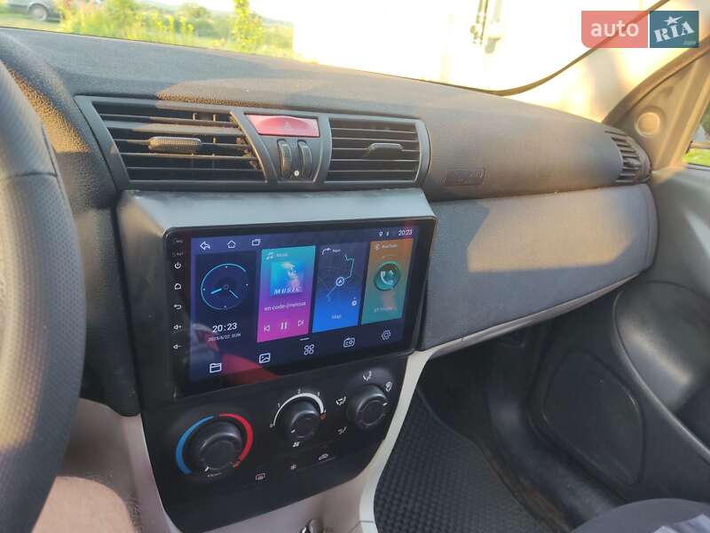 Универсал Fiat Stilo 2006 в Сторожинце
