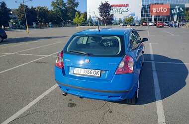 Хэтчбек Fiat Stilo 2005 в 
