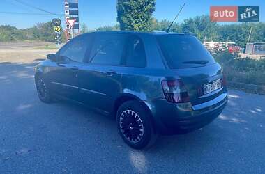 Хэтчбек Fiat Stilo 2002 в 