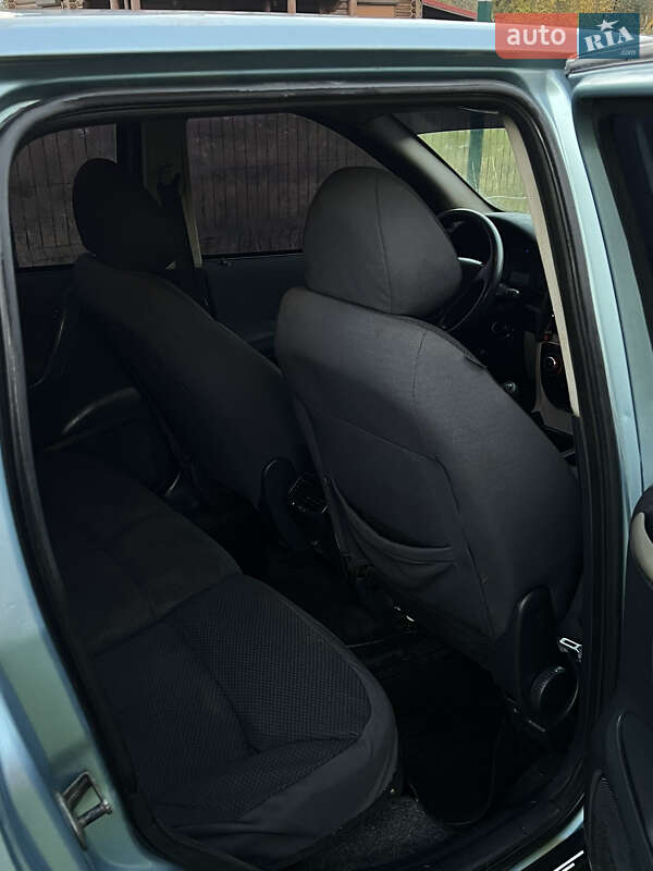Хэтчбек Fiat Stilo 2005 в Кутах