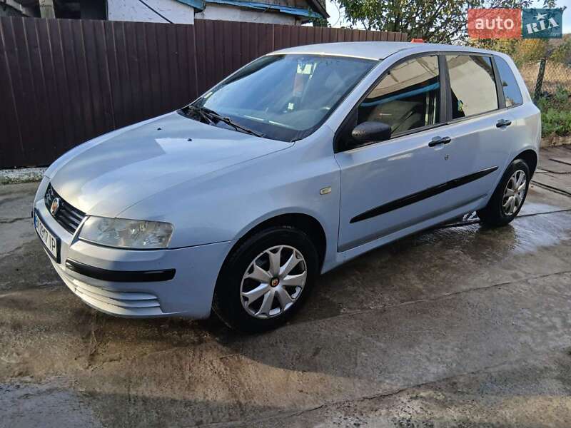 Хетчбек Fiat Stilo 2003 в Рівному