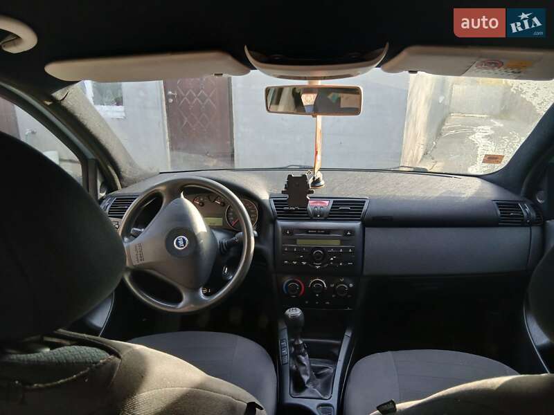 Хетчбек Fiat Stilo 2003 в Рівному