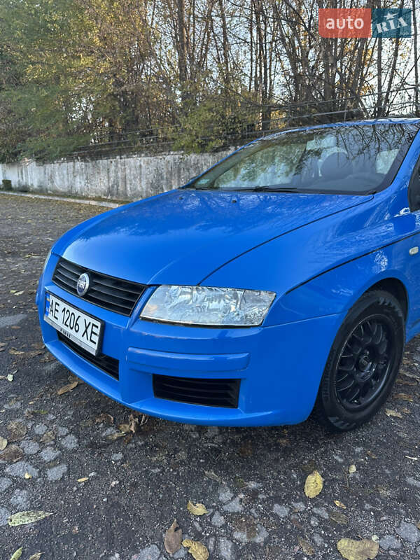 Хетчбек Fiat Stilo 2003 в Кам'янському