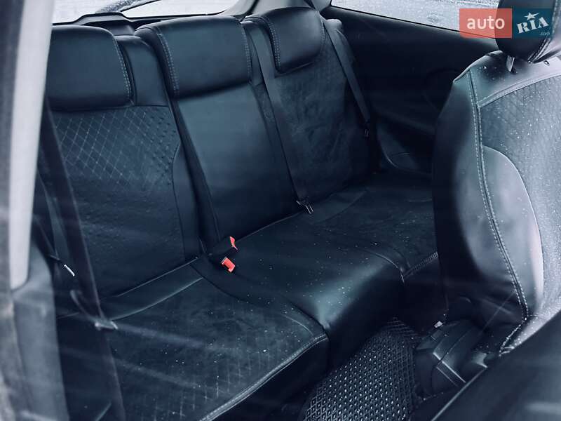 Хетчбек Fiat Stilo 2003 в Тернополі фото 24 Хетчбек Fiat Stilo 2003 в Тернополі