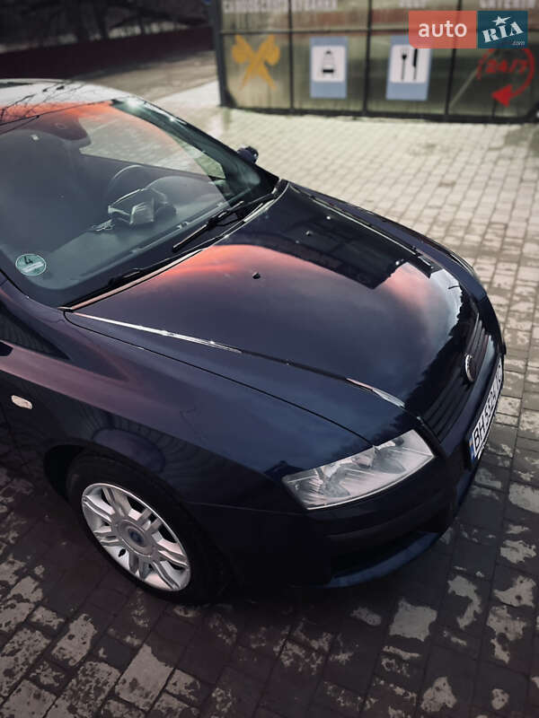 Хетчбек Fiat Stilo 2002 в Краматорську