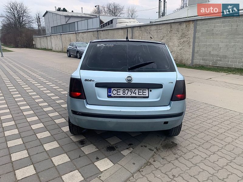 Хетчбек Fiat Stilo 2005 в Стрию