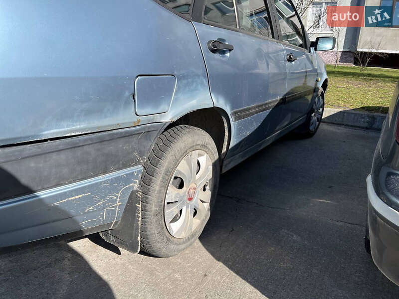 Седан Fiat Tempra 1990 в Нетешине