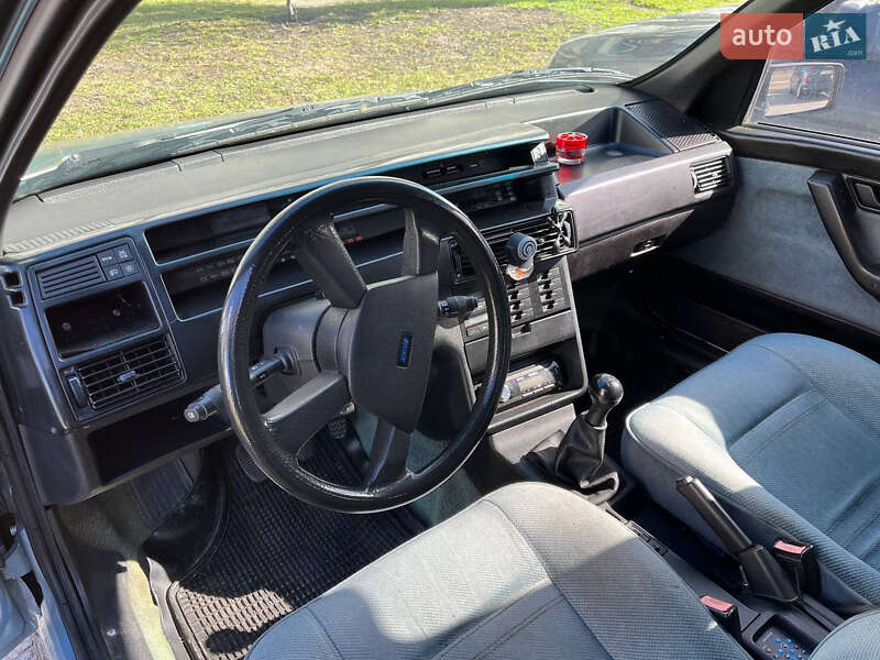 Седан Fiat Tempra 1990 в Нетешине