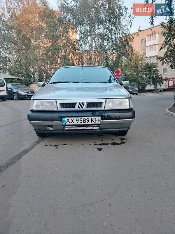 Седан Fiat Tempra 1995 в Изюме