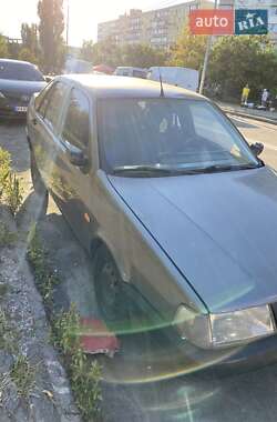 Седан Fiat Tempra 1990 в 