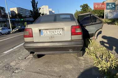 Седан Fiat Tempra 1990 в 