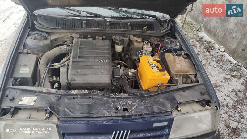 Седан Fiat Tempra 1994 в Недригайліву