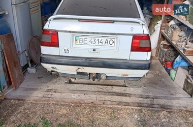 Седан Fiat Tempra 1990 в Николаеве