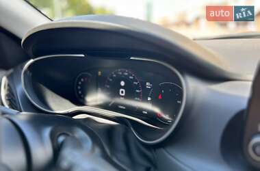 Хэтчбек Fiat Tipo Cross 2022 в 