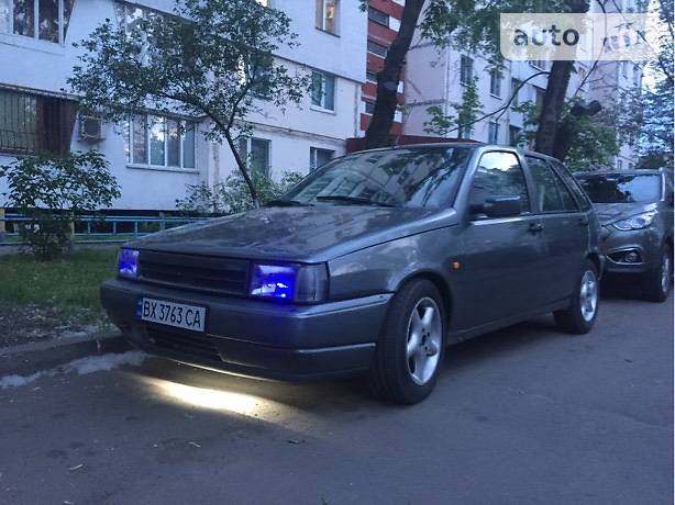 Хэтчбек Fiat Tipo 1990 в Киеве