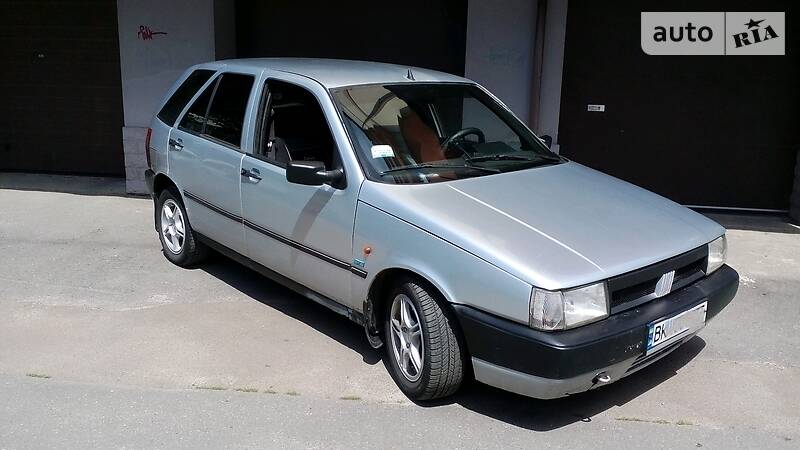 Хэтчбек Fiat Tipo 1992 в Ровно