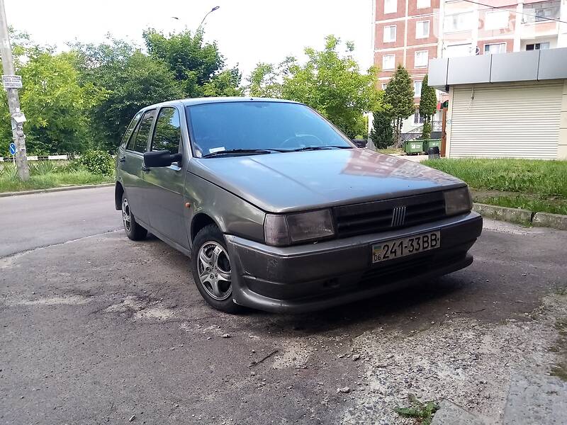 Хэтчбек Fiat Tipo 1990 в Житомире