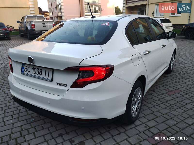 Седан Fiat Tipo 2019 в Львове