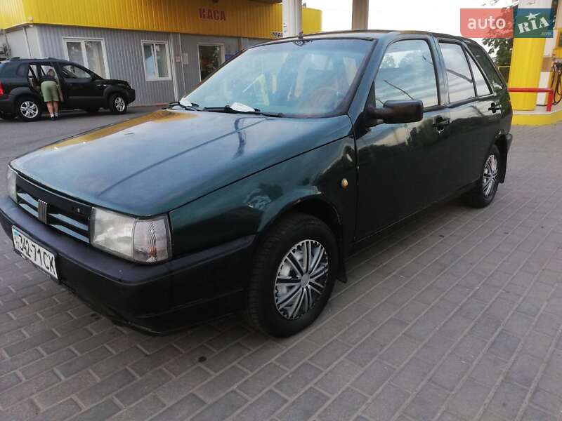 Хэтчбек Fiat Tipo 1989 в Смеле