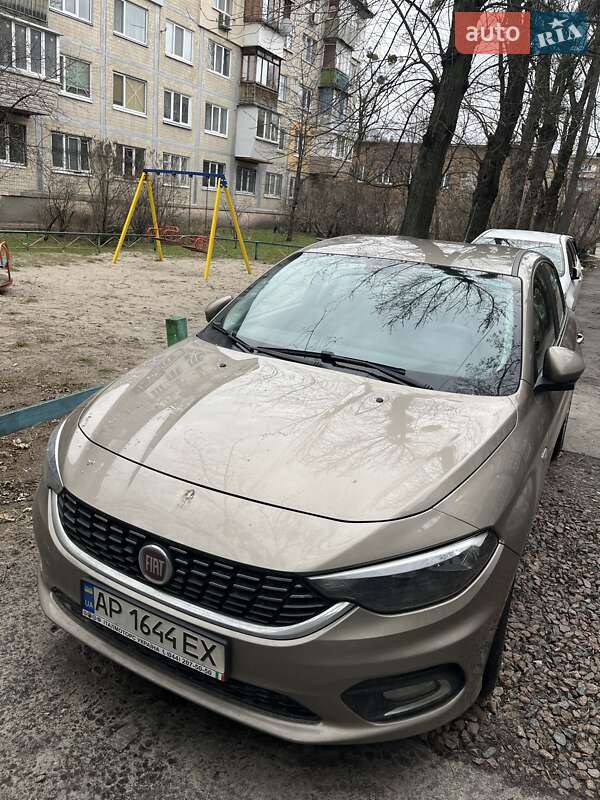 Седан Fiat Tipo 2019 в Киеве