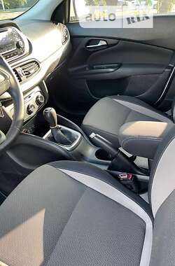 Седан Fiat Tipo 2017 в 