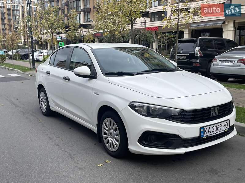 Седан Fiat Tipo 2021 в Киеве фото Седан Fiat Tipo 2021 в Киеве