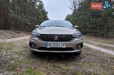 Хетчбек Fiat Tipo 2017 в Дніпрі