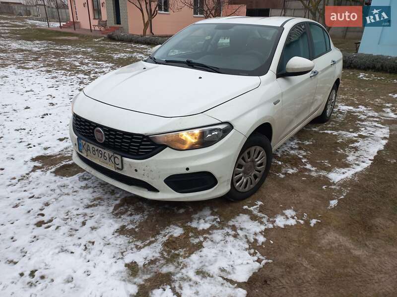 Седан Fiat Tipo 2019 в Києві