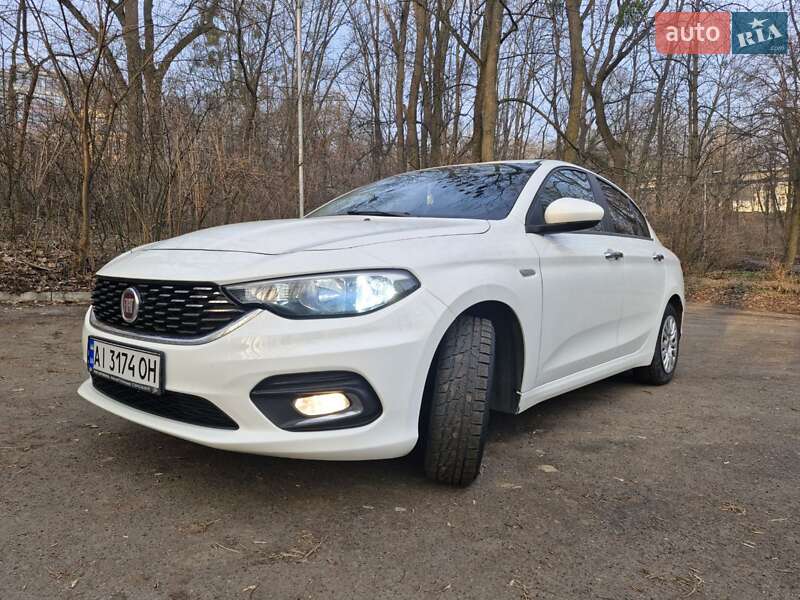 Седан Fiat Tipo 2020 в 