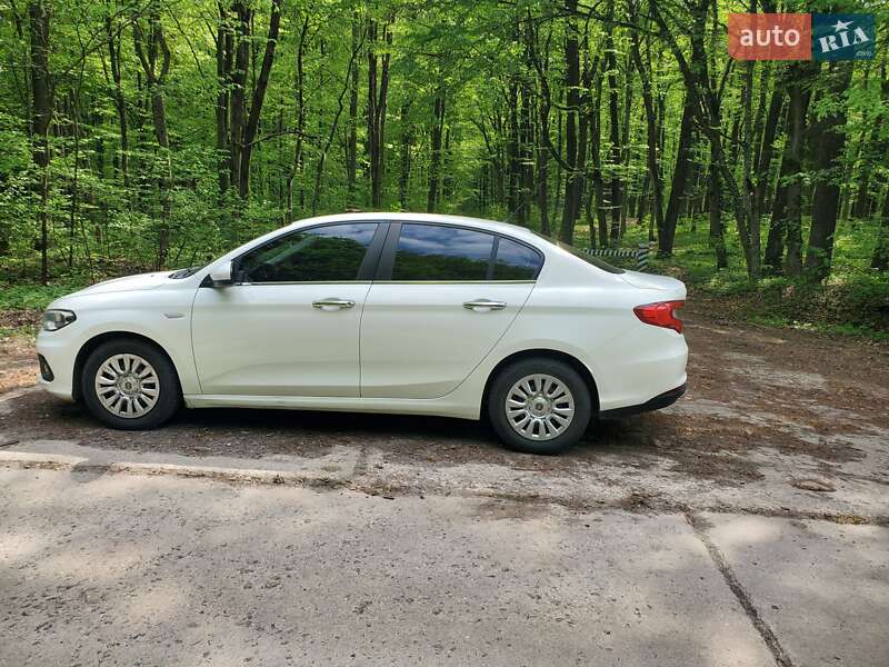 Седан Fiat Tipo 2017 в Здолбунове