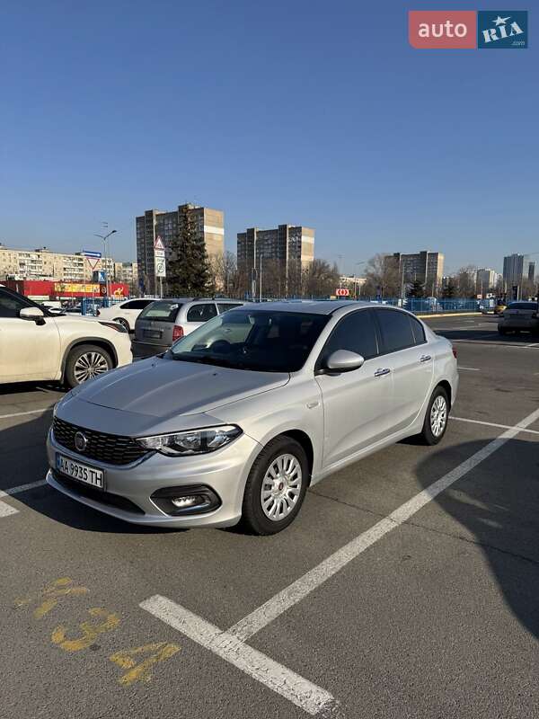 Седан Fiat Tipo 2016 в 