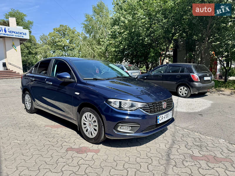 Седан Fiat Tipo 2017 в 
