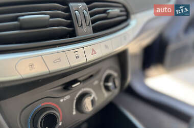 Седан Fiat Tipo 2017 в 