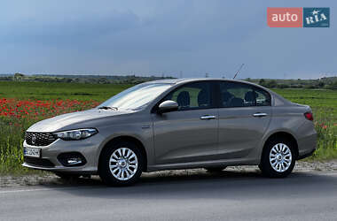 Седан Fiat Tipo 2018 в Львове